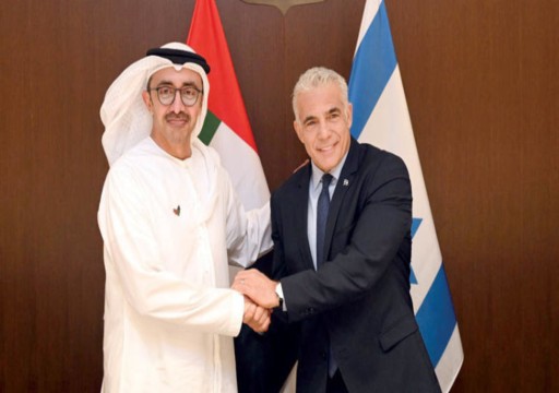 زعيم المعارضة الإسرائيلية: وزير خارجية الإمارات أعرب عن تأييده لنا