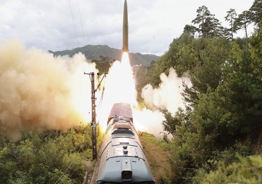 في ثالث تجربة خلال أسبوعين.. كوريا الشمالية تعلن إطلاق صاروخين من قطار