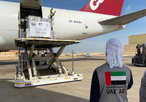الإمارات ترسل 100 طن مساعدات لإغاثة الفلسطينيين المتضررين من العدوان الصهيوني على غزة