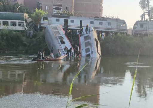 مصر.. إصابة 20 شخصا في حادث قطار بالمنيا