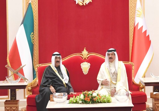 في ثالث زيارة خارجية.. أمير الكويت يبحث مع ملك البحرين تعزيز العلاقات وتطورات الإقليم