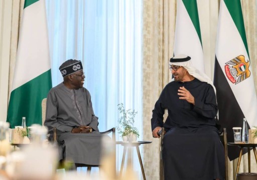 المعارضة النيجيرية تهاجم الرئيس تينوبو بعد "كذبة" استئناف الطيران مع الإمارات