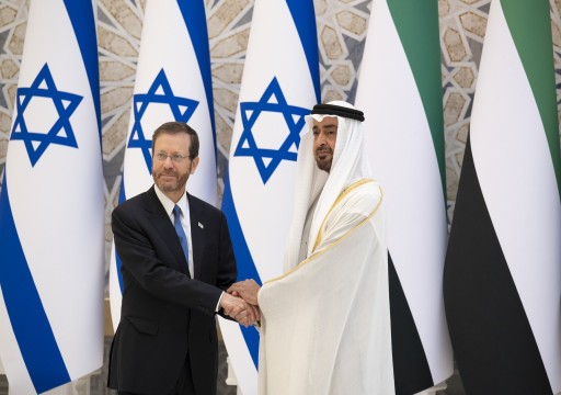إعلام عبري: رئيس الاحتلال يزور المنامة وأبوظبي ديسمبر المقبل