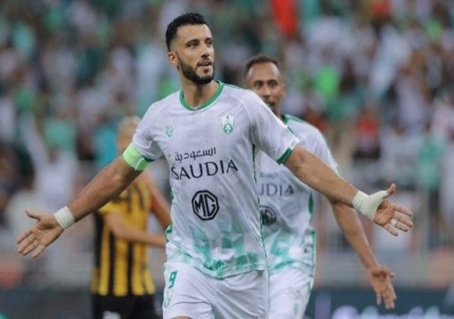 أهلي جدة ينهي أحلام الأهلي المصري بضم السوري عمر السومة