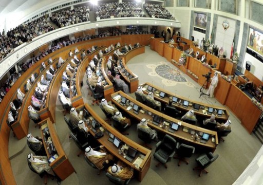 الحكومة الكويتية تقدم استقالتها لتفادي تعرض رئيسها للمساءلة أمام البرلمان