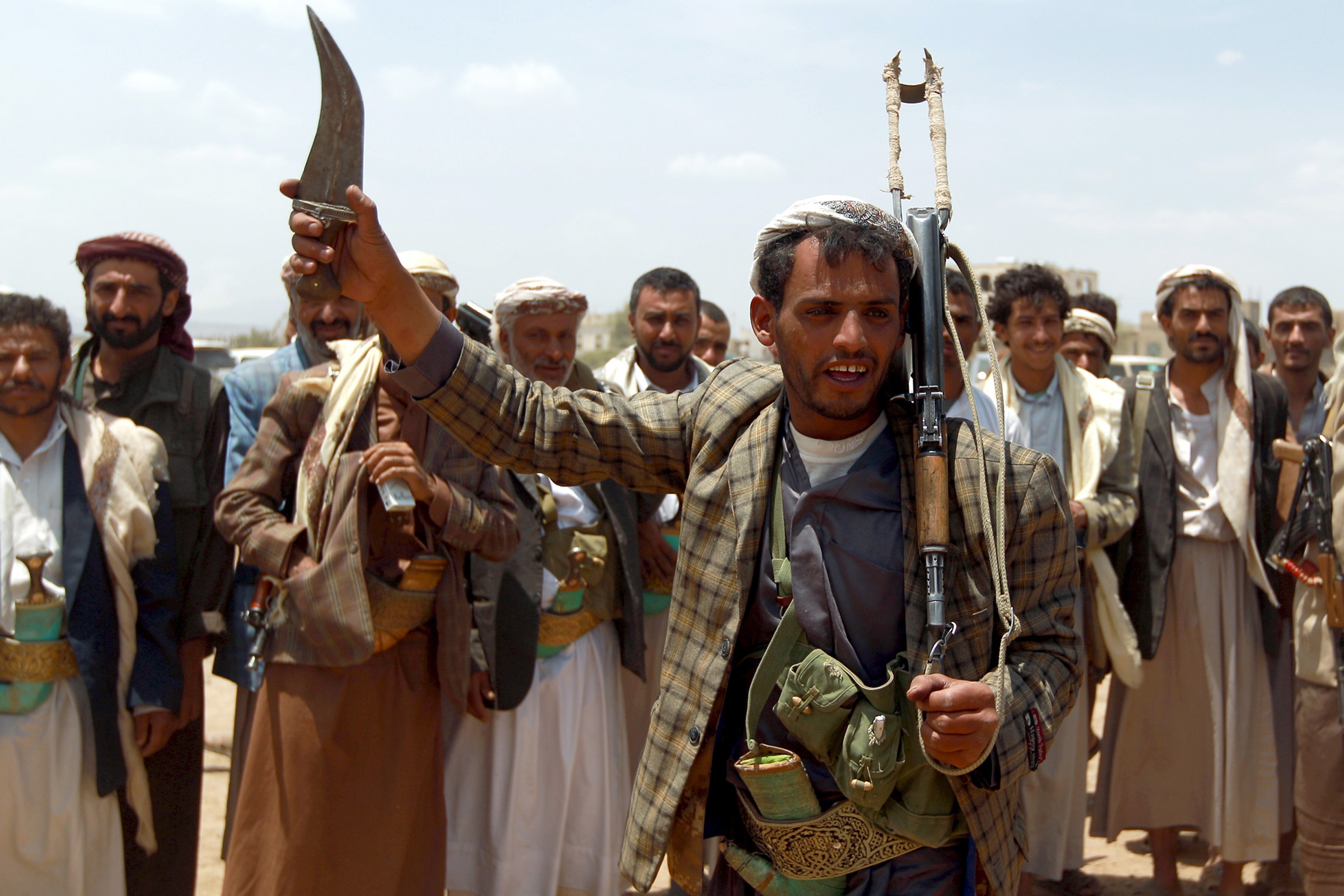 لوس أنجلوس: الحوثيون حلفاء غير طبيعيين للولايات المتحدة