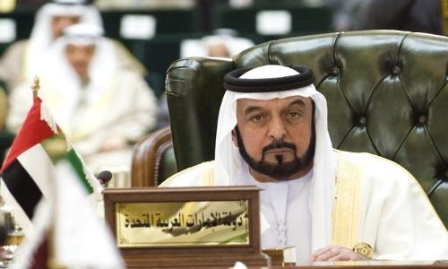 رئيس الدولة يتسلم دعوة كويتية لحضور القمة العربية