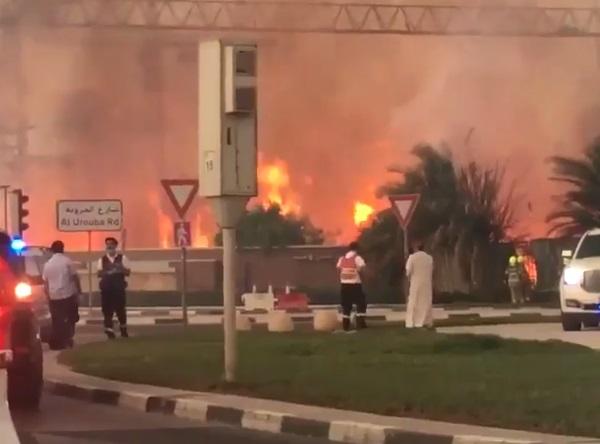 حريق يلتهم مجمعاً قيد الإنشاء في "جميرا دبي"