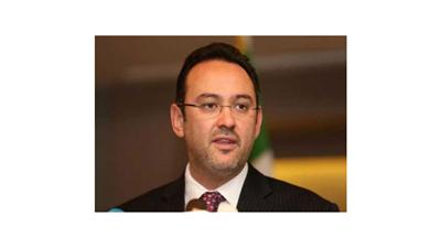 مصر تمنع وزير خارجية المعارضة السورية من الدخول وتقرر ترحيله