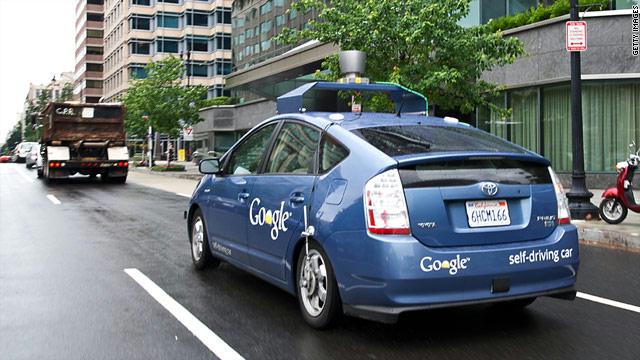 "غوغل" تكشف عن سيارة ذاتية القيادة