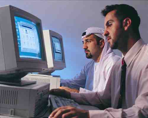 ماهو القطاع الأكثر توظيفاً في الإمارات خلال 2016؟