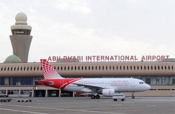 مليونا مسافر من مطار أبوظبي خلال أغسطس الماضي