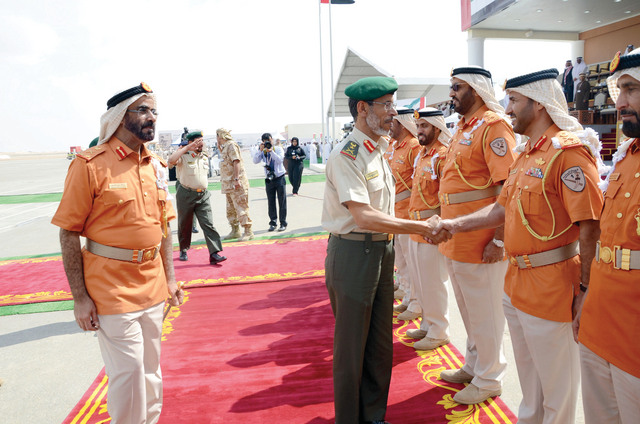 سيف بن زايد يحضر الحفل الرمضاني للوحدات المساندة