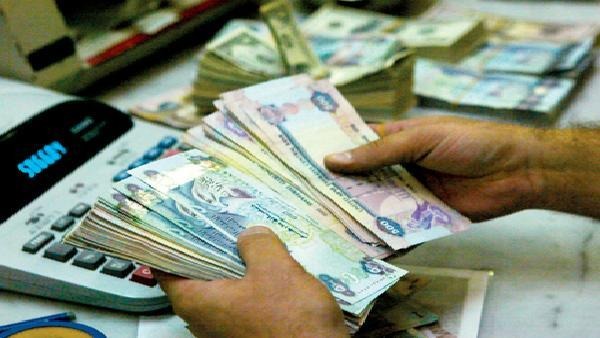 تحويلات الأجانب من الإمارات في 11 شهرا تبلغ 40 مليار دولار