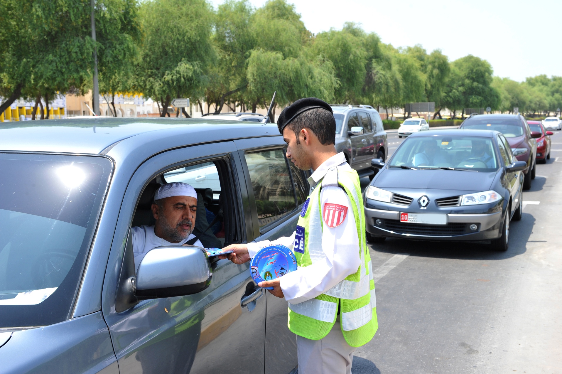 "مرور أبوظبي " تدعو الاسر لعدم السماح للأحداث بقيادة المركبات