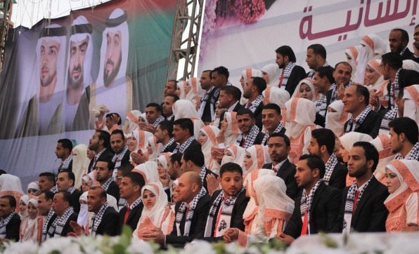 الإمارات تموّل عرسا جماعيا في غزة تنظمه جليله دحلان