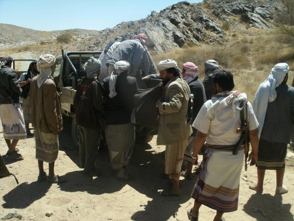 مقتل 40 حوثيا بمعارك مع القبائل وسط اليمن