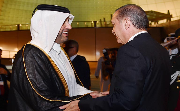 أردوغان يصل الدوحة في أول زيارة خارجية له منذ تولية رئاسة تركيا